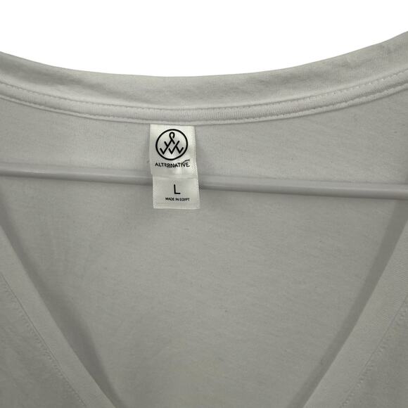 Alternative White T-Shirt Size Large Short Sleeve V-Neck Lightweight EUC - Picture 4 of 5
